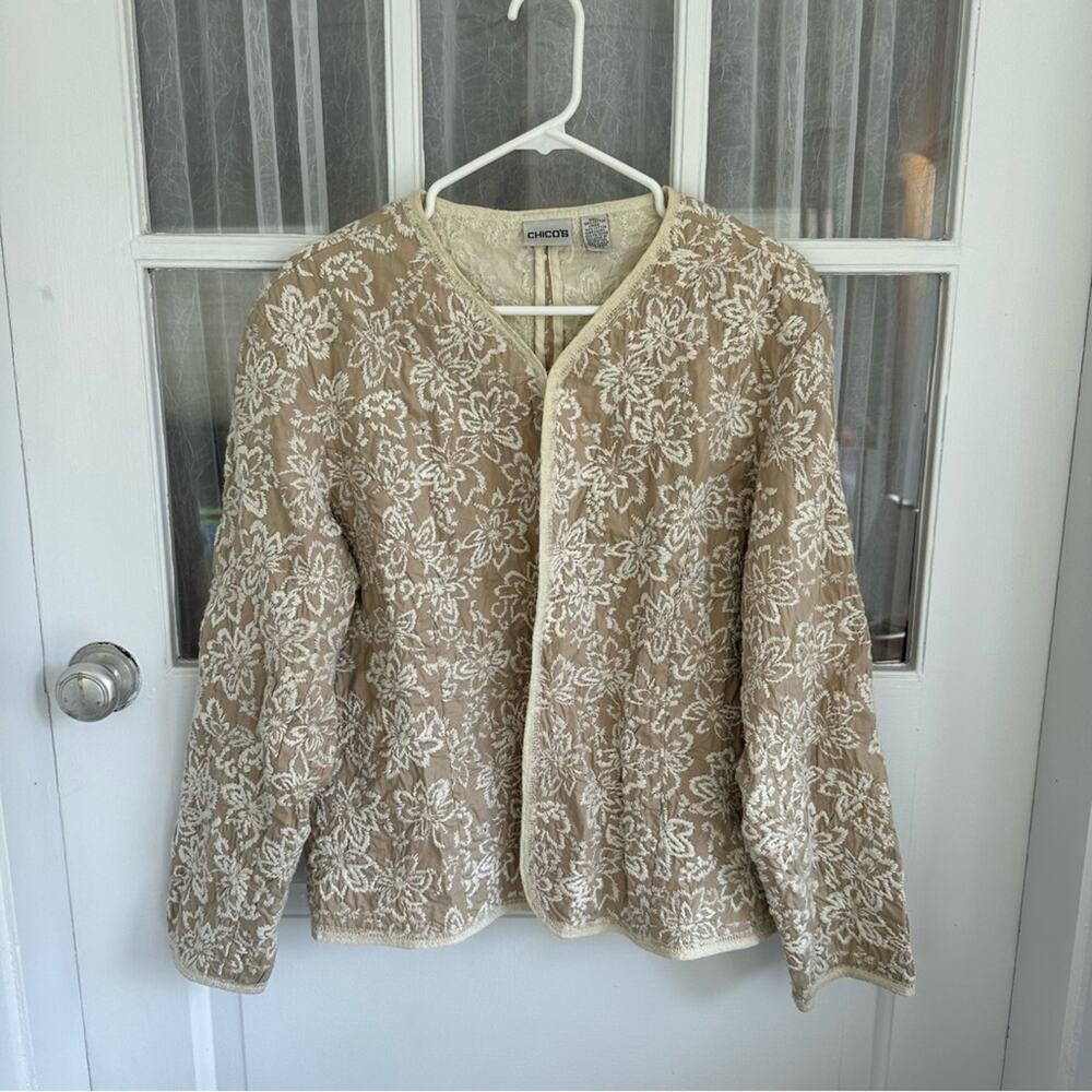 NWOT Chicoโs Eye Hook Dreamy Creamy Blazer Size 3